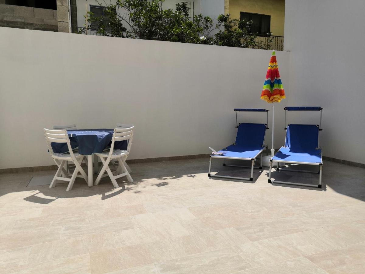 Modern Apartment With Large Outdoor Area - Sleeps 7, Close To Malta International Airport Ħal Ħal Luqa Extérieur photo